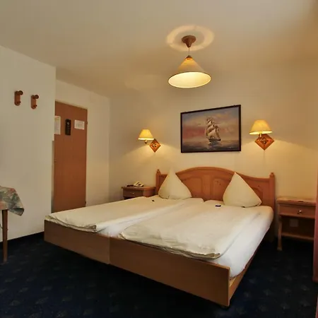 Restaurant Hemmi צ'ורוואלדן