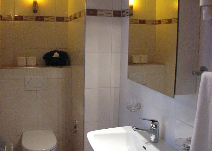 Restaurant Hemmi فندق شورفالدن